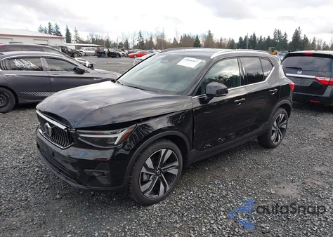 2025 Volvo Xc40 B5 Ultra Bright Theme from USA, damaged, VIN YV4L12UF7S2555052